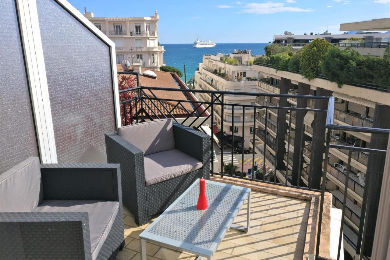 Nice Apartment Last Floor With Terrace And Clear View On The Sea 칸느 외부 사진